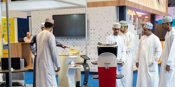 Jacky’s team partners with Aitechcom to showcase robots at Comex