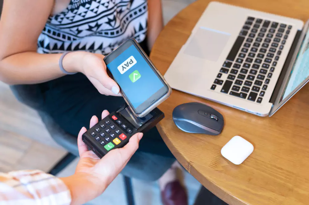 Samsung in Retail: Providing Tailored Solutions and Revolutionizing Payments