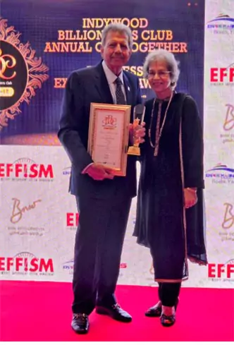 mr-mrs-jacky-panjabi-at-the-awards-ceremony-68be5a9221466